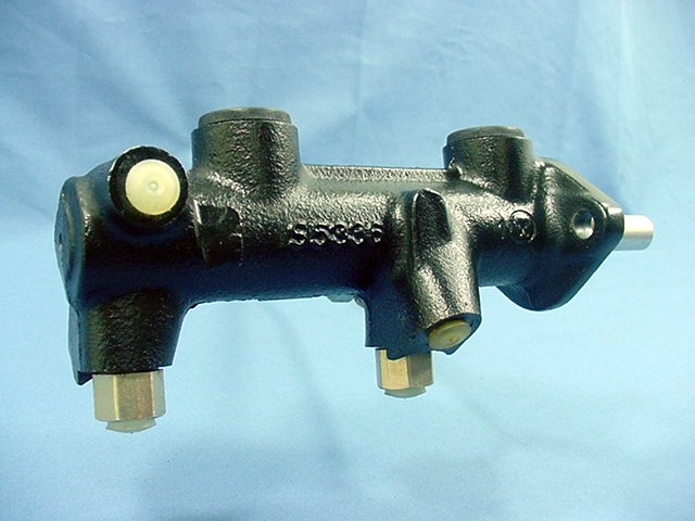 New Bendix 11881 Brake Master Cylinder 78 79 80 81 5000 Turbo Fuel Injected