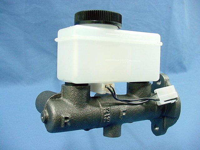 New Bendix 11962 Brake Master Cylinder 81 82 83 RX-7 1.1L 4 Wheel Disc Brakes