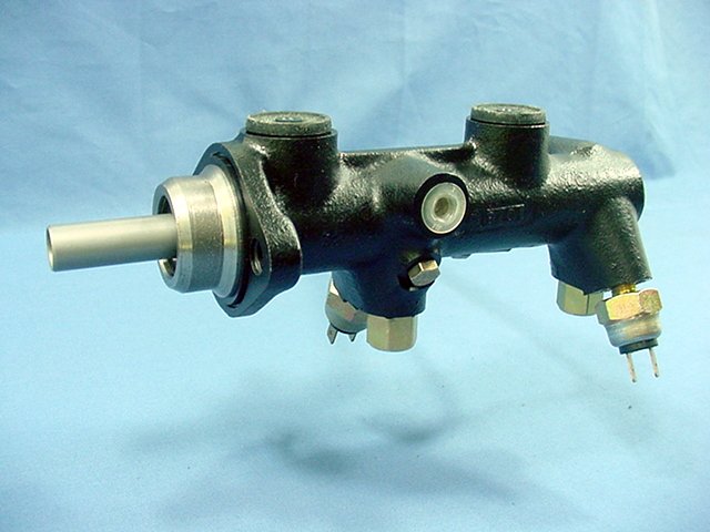 New Bendix 12041 Brake Master Cylinder 82 83 84 Quantum Syncro Diesel Turbo