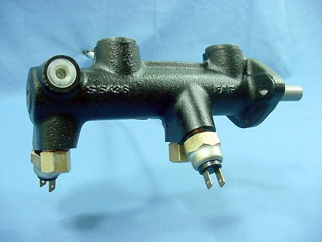 New Bendix 12041 Brake Master Cylinder 82 83 84 Quantum Syncro Diesel Turbo