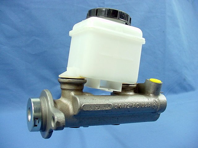 New Bendix 12288 Brake Master Cylinder 86 87 910 Maxima 4 Wheel Disc Brakes