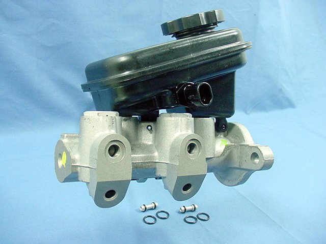 New Bendix 12848 Brake Master Cylinder 94 95 96 Century Cutlass Ciera Cruiser