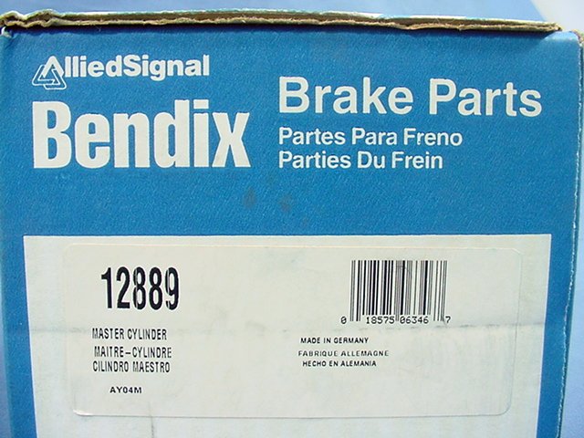 New Bendix 12889 Brake Master Cylinder 91 92 93 94 95 96 97 98 99 325 328iS 318i