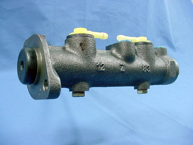 New Bendix 13350 Brake Master Cylinder 86 87 88 Yugo GV GVX 1.1L 1.3L