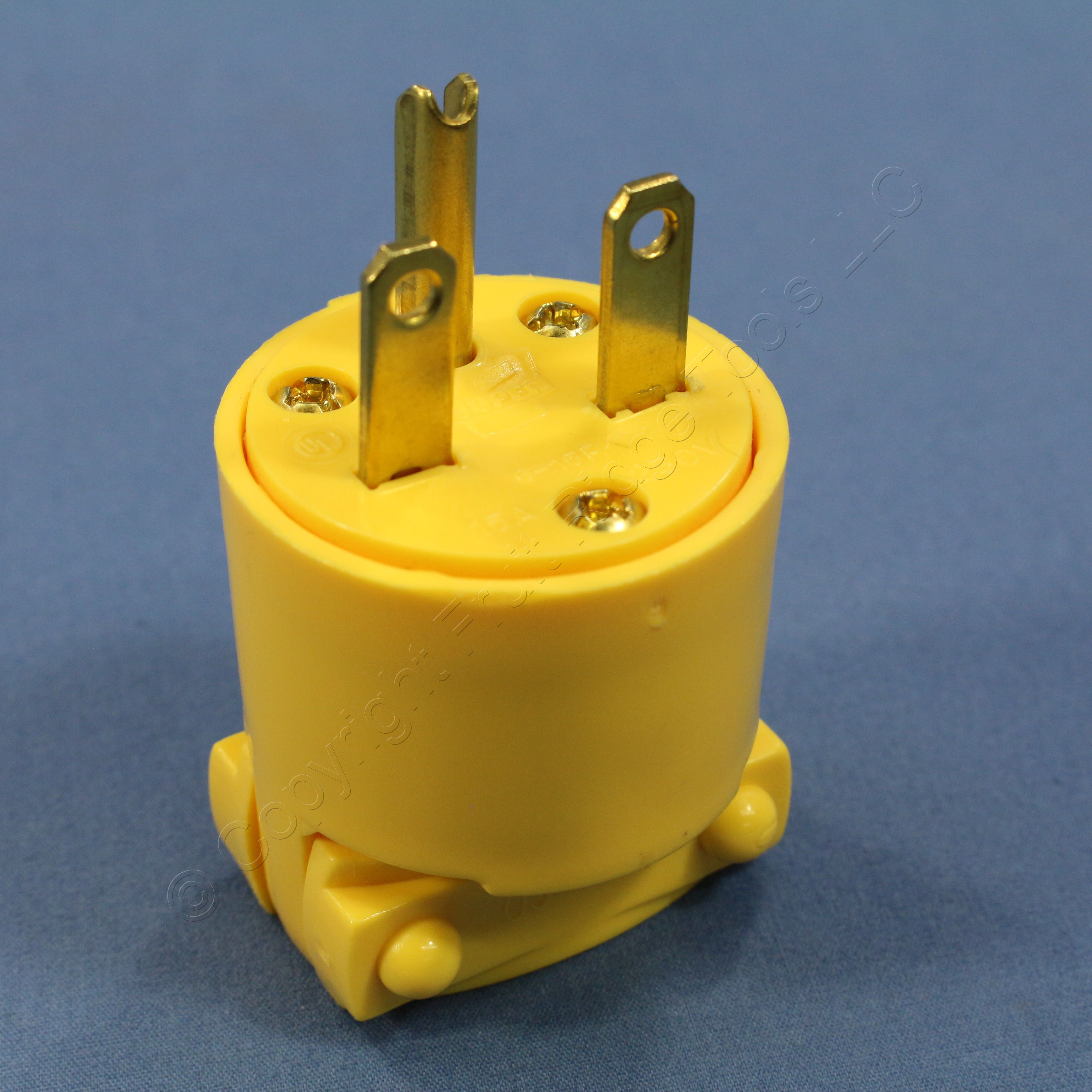 Cooper Yellow Straight Blade Male Plug 15A 250V NEMA 615 615P Bulk