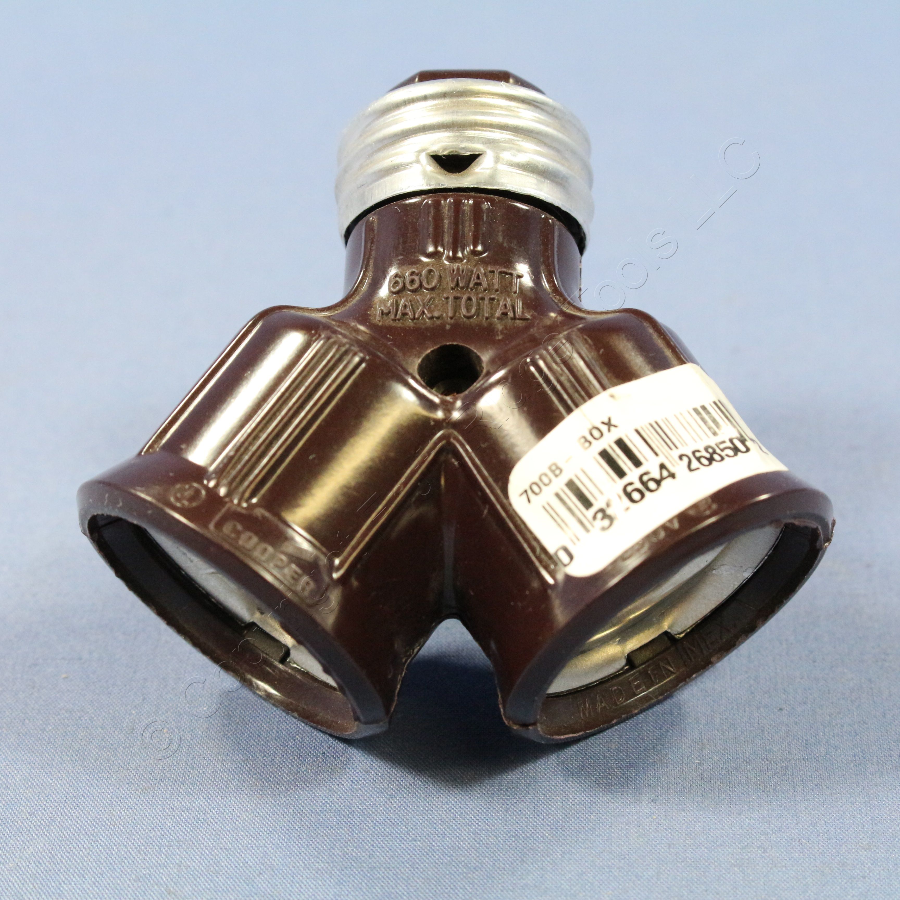 Cooper Brown Twin Light Bulb E26 Socket Lampholder YAdapter 660W 125V