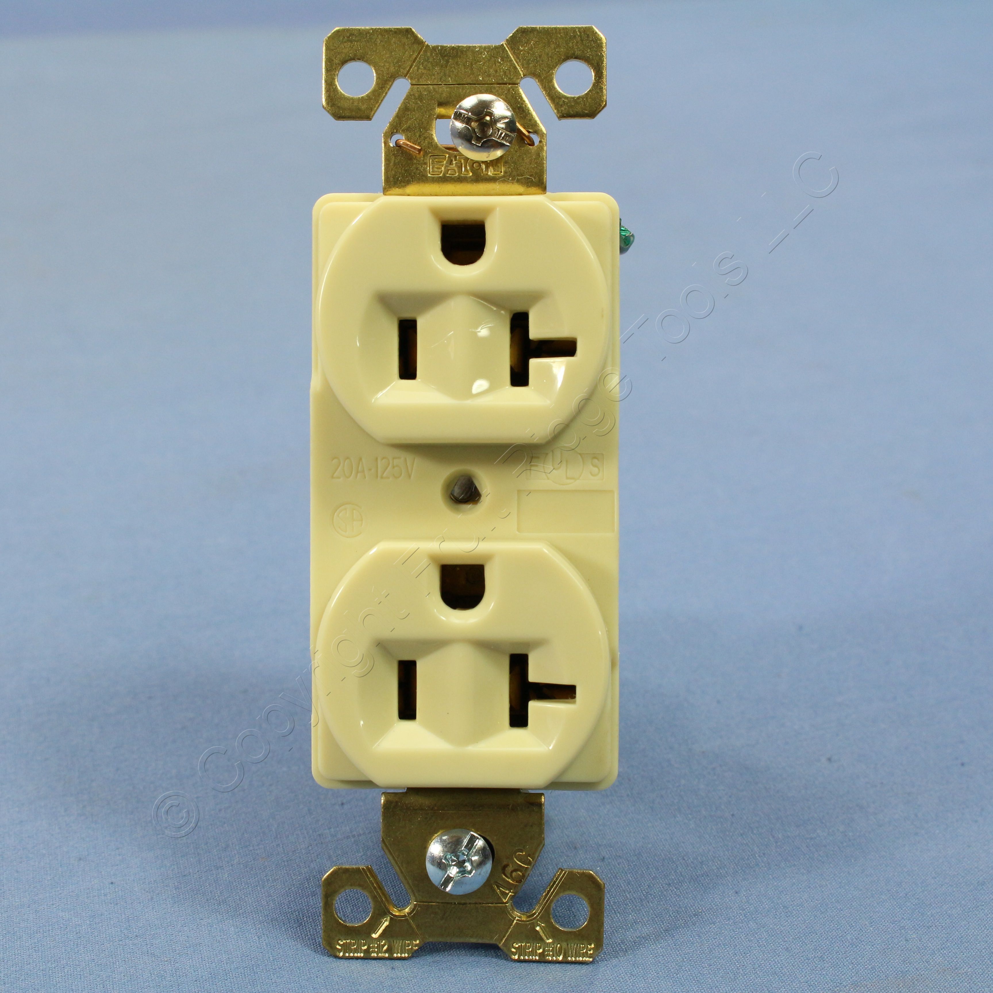 Cooper Arrow Hart Ivory INDUSTRIAL Duplex Outlet Receptacle NEMA 520R