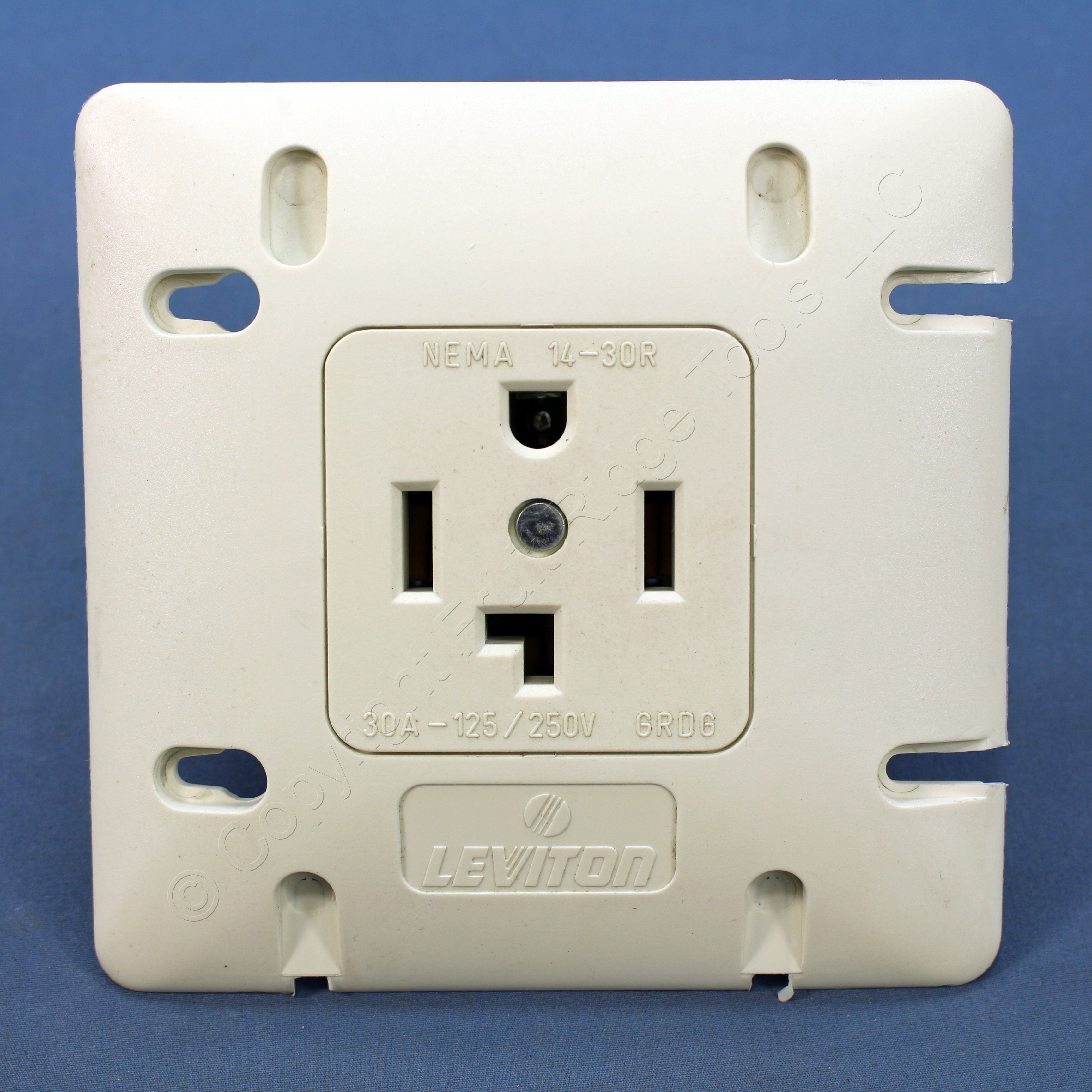 Leviton Receptacle Dryer Oven Range Stove 1430 30A 125/250V with Plate