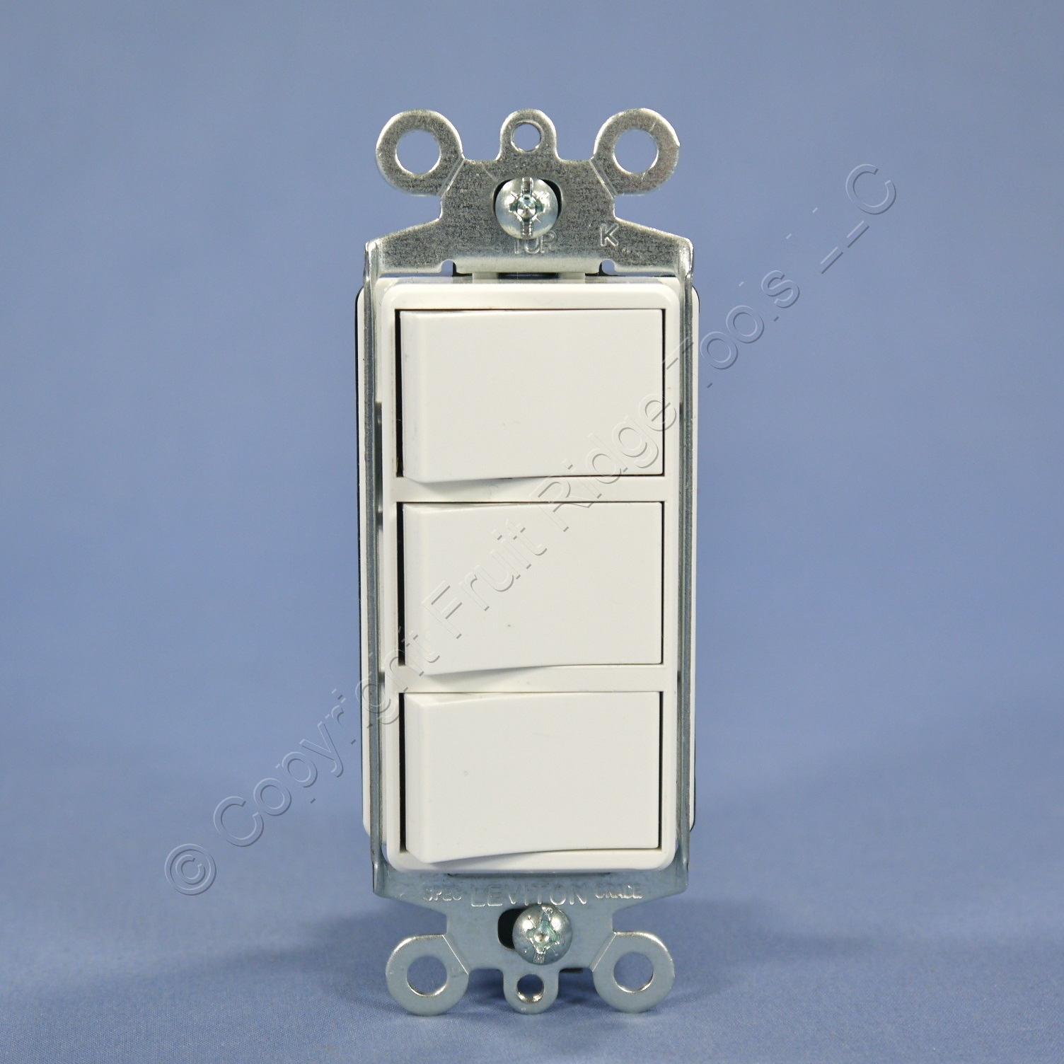 Leviton White Decora Triple Rocker Wall Light Switch Triplex 15A 1755W