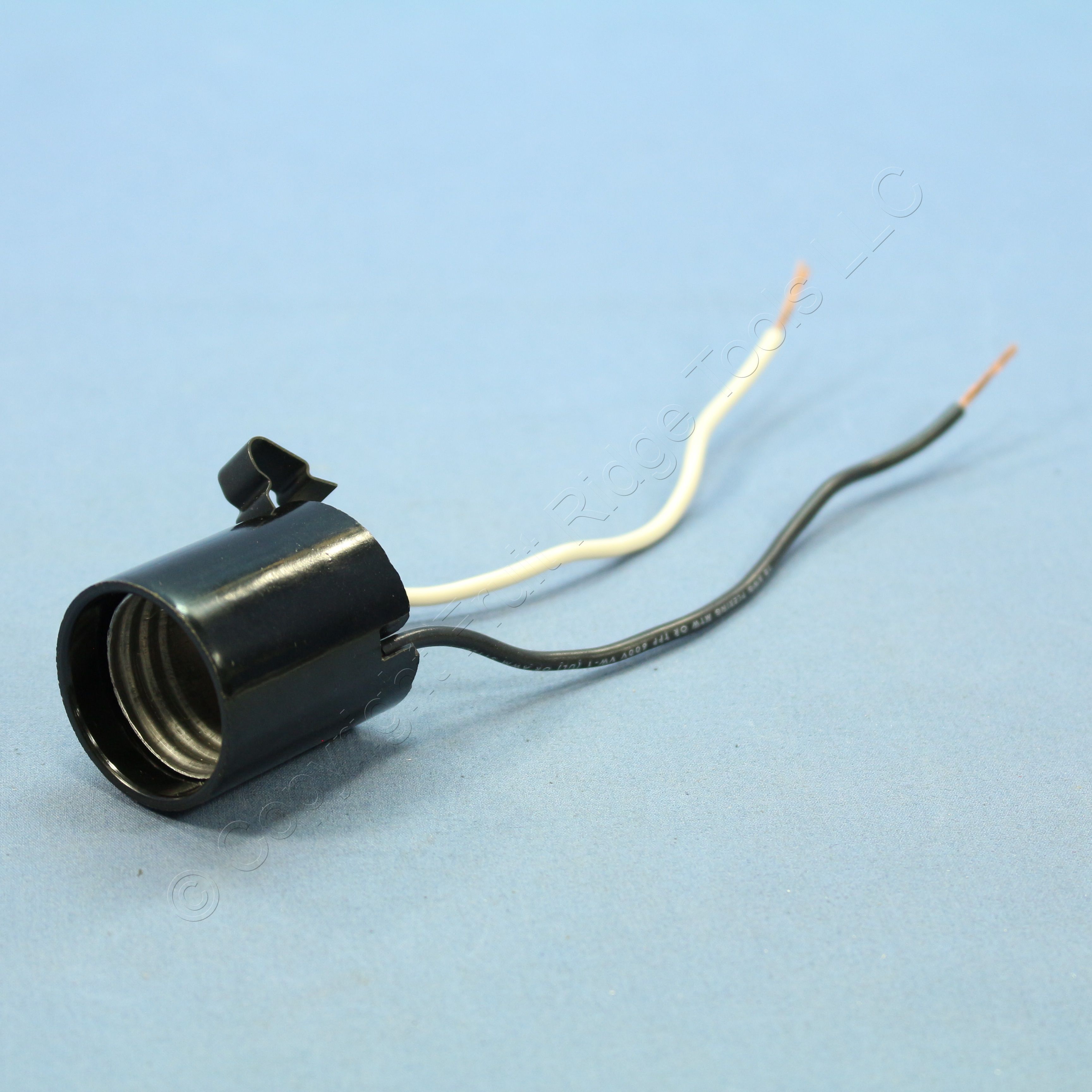 Leviton Phenolic Lamp Holder Light Socket Hickey E26 Medium Base 660W