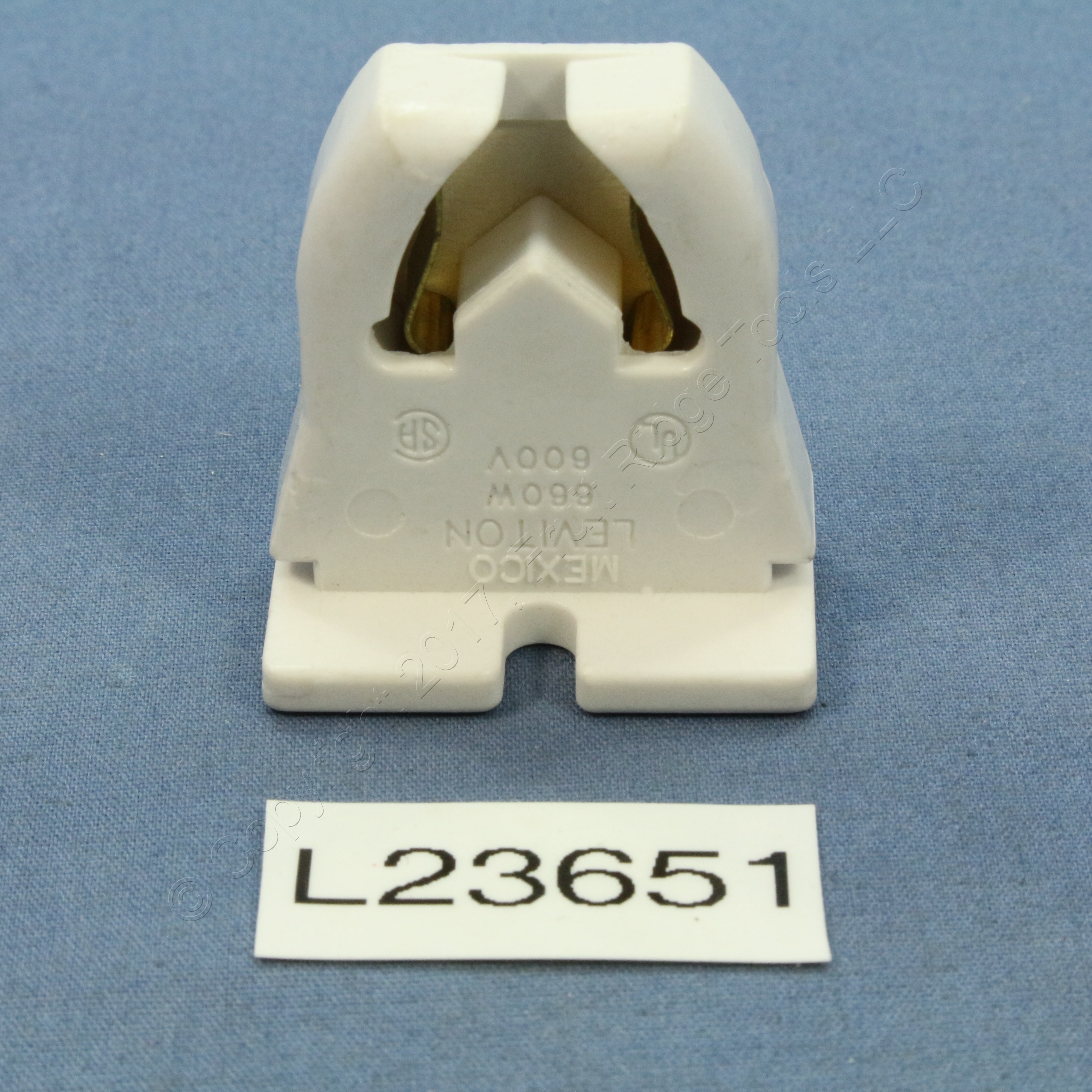 Leviton Fluorescent Lamp Holder T8 Light Socket T8 Medium BiPin G13