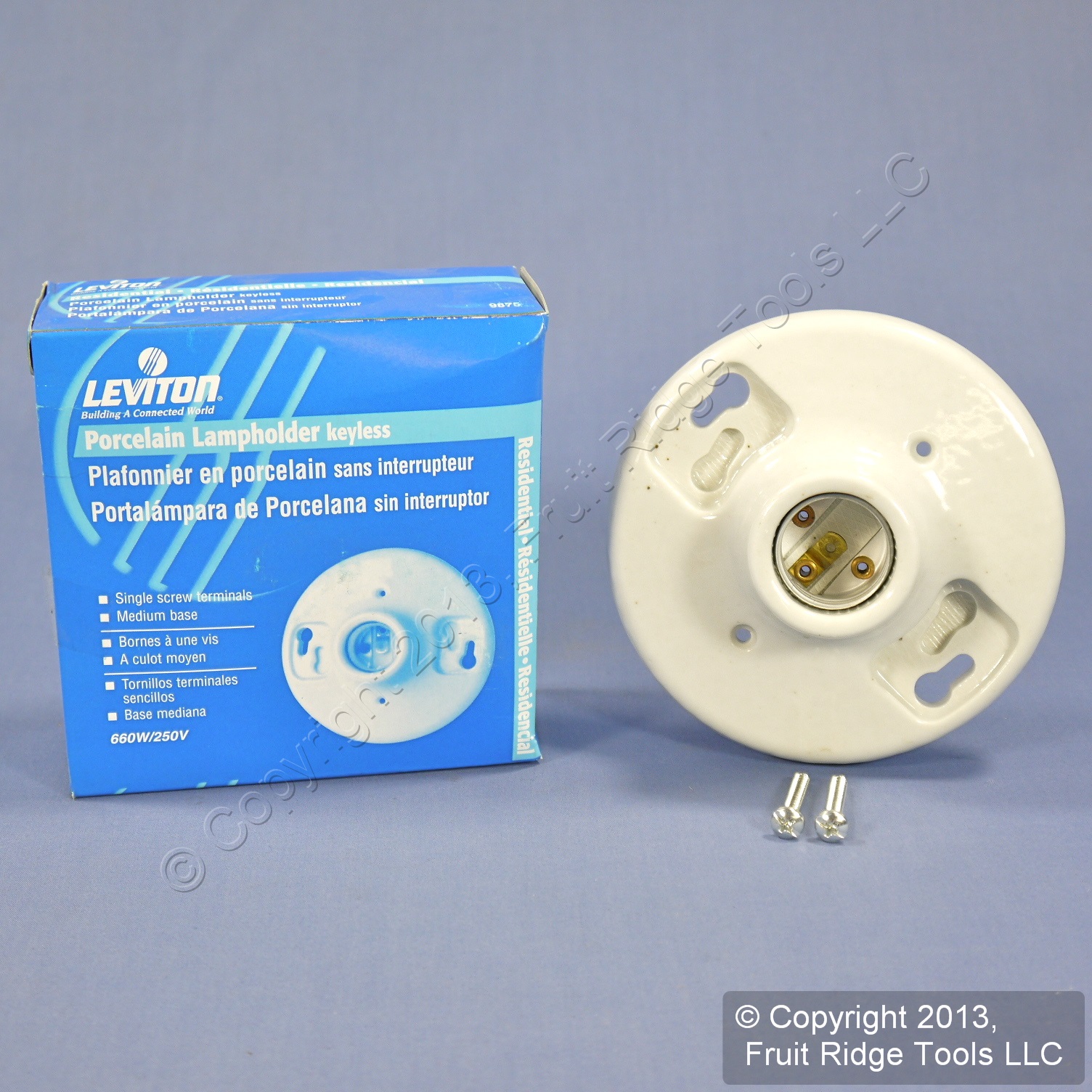 Leviton Porcelain Ceiling Lampholder Keyless Light Socket 9875