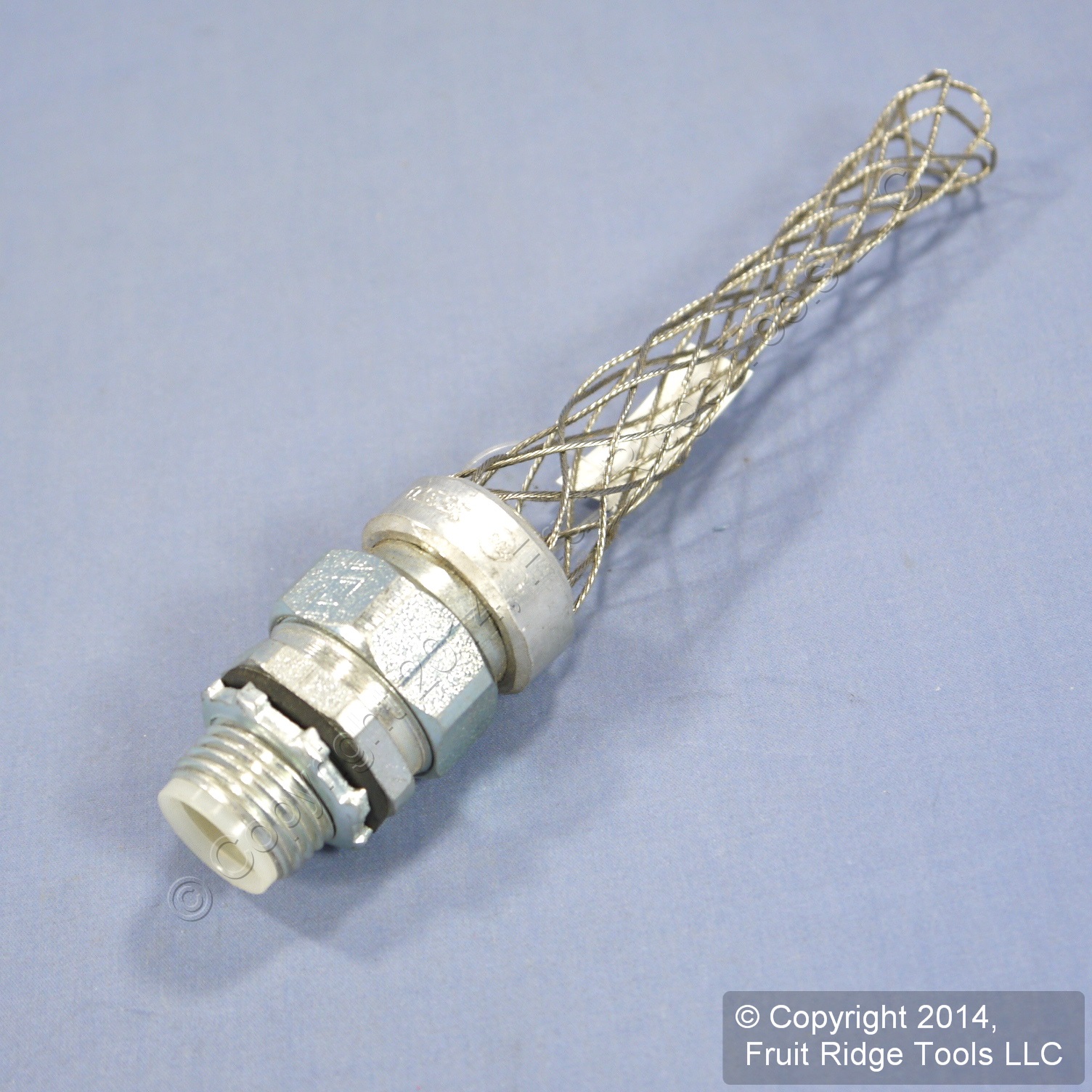 New Leviton Industrial Strain Relief LiquidTight Cable Cord Grip 1/2