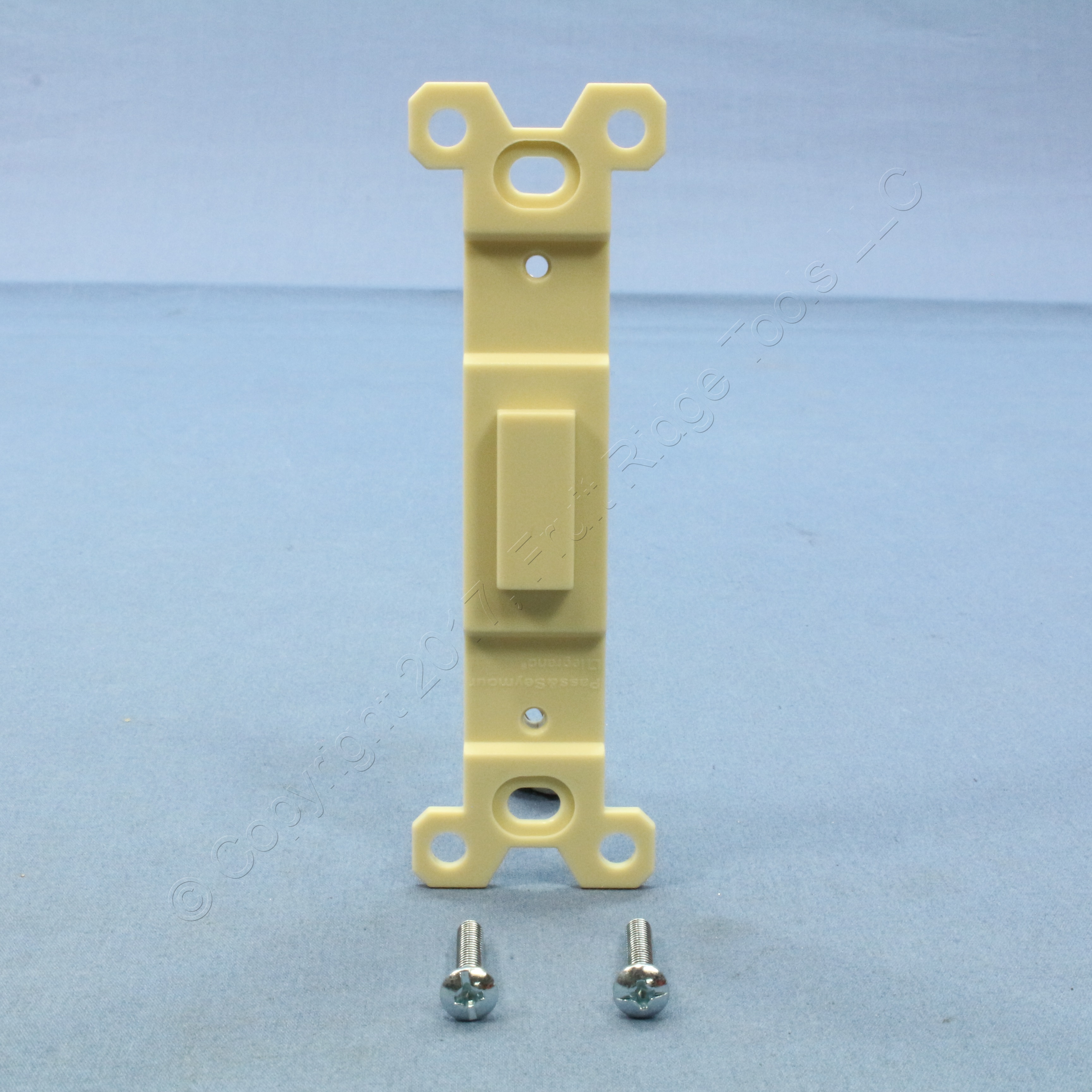 Pass & Seymour Standard Nylon Ivory Blank Toggle Switch Wallplate
